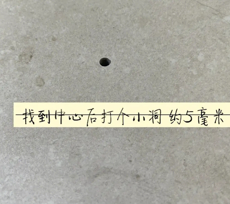 怀宁瓷砖空鼓维修公司专业解答在瓷砖铺贴过程中，如果砂料搅拌不均匀，将会带来以下问题